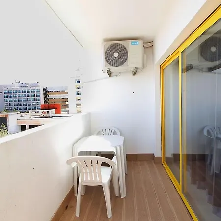 Novenarocha Apartment *